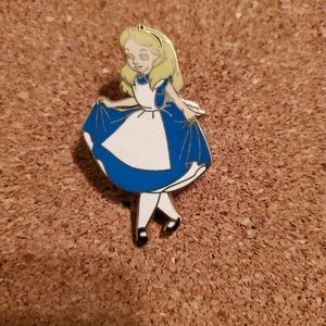 Alice in Wonderland Disney pin